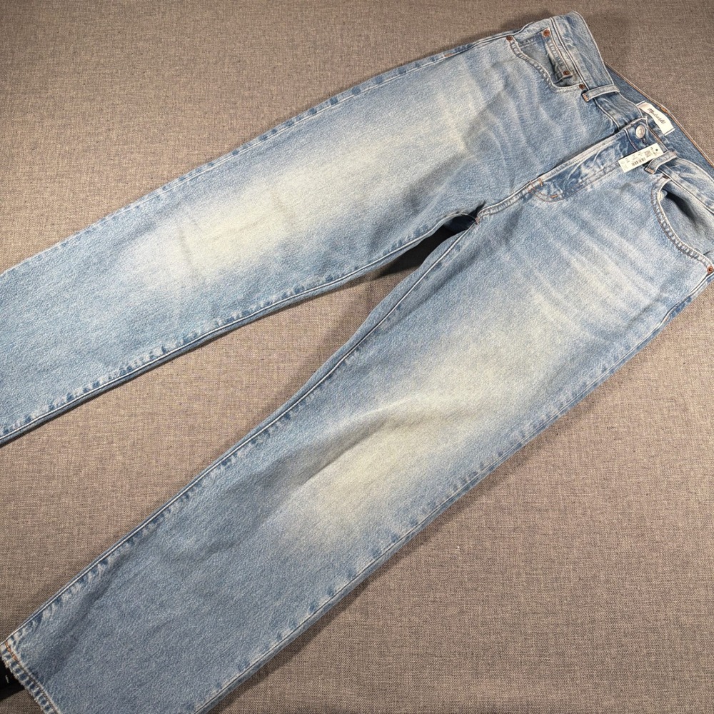 NEW Madewell Straight Leg Jeans Women 29‎ Light Wash Button Fly NW252 Denim